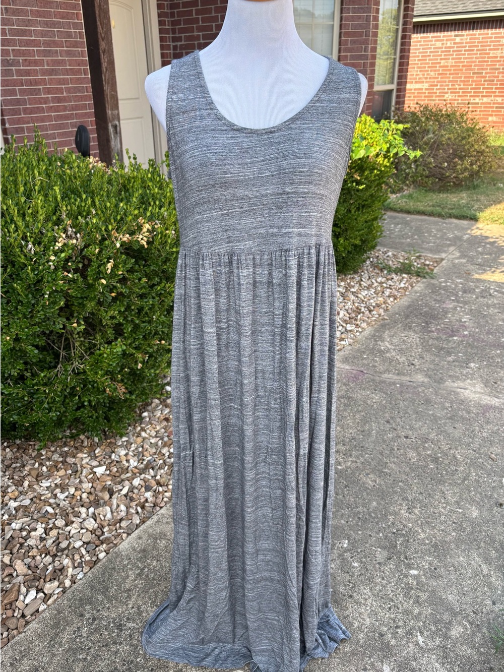 a:glow Gray Sleeveless Scoop-Neck Maxi Dress